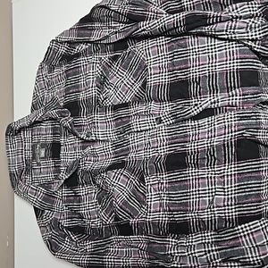 Cotton button down long sleeve shirt.